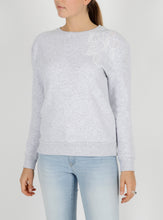 Load image into Gallery viewer, PULLOVER | Pullover mit Stickerei