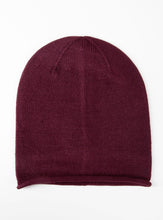 Load image into Gallery viewer, MÜTZE | Dunkelrote Beanie
