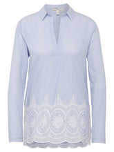 Load image into Gallery viewer, BLUSE | Gestreifte Bluse mit Stickerei
