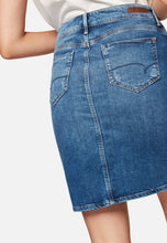 Load image into Gallery viewer, RENEE | Jeansrock in Vintage Waschung
