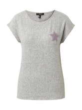 Load image into Gallery viewer, T-SHIRT | Flauschiges T-Shirt mit Stern-Detail
