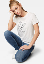 Load image into Gallery viewer, T-SHIRT | T-Shirt mit Stickerei

