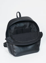 Load image into Gallery viewer, RUCKSACK | Schwarzer Rucksack mit Blockstreifen
