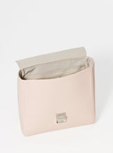 Load image into Gallery viewer, RUCKSACK | Kastiger Rucksack in Rosa
